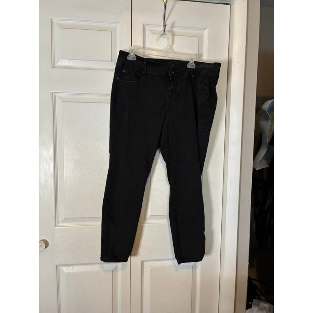 Torrid Black Skinny Jeans